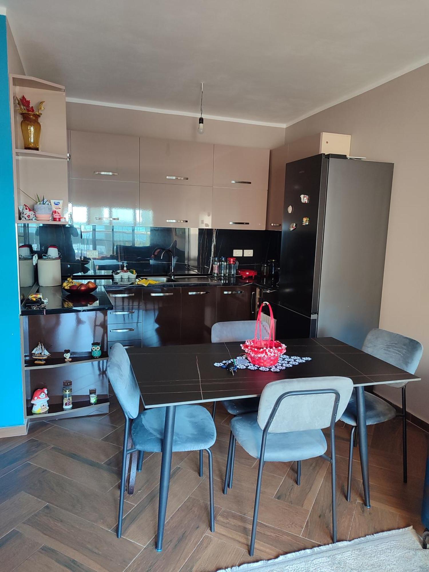 Maksimilian Apartament Durrës Exteriör bild